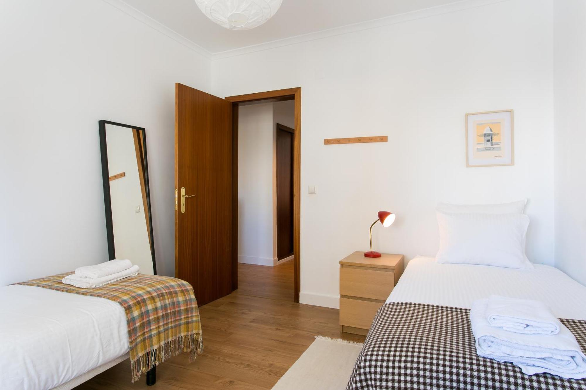 Apartamento Central E Confortavel Junto Ao Bairro Da Graca Lisboa Eksteriør billede